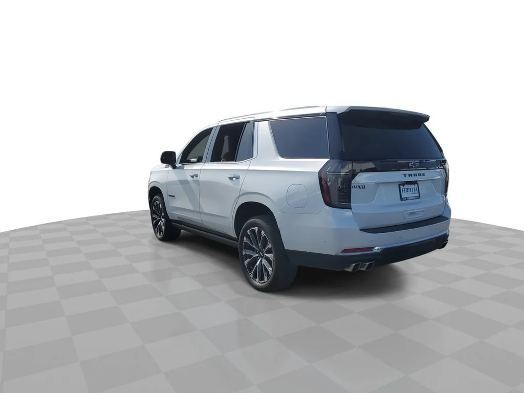 Certified Used 2025 Iridescent Pearl Tricoat Chevrolet High Country image 6