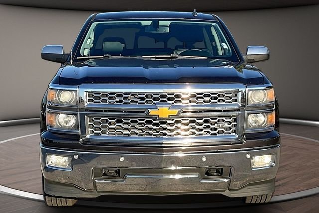 Used 2014 Gray Chevrolet LTZ image 3
