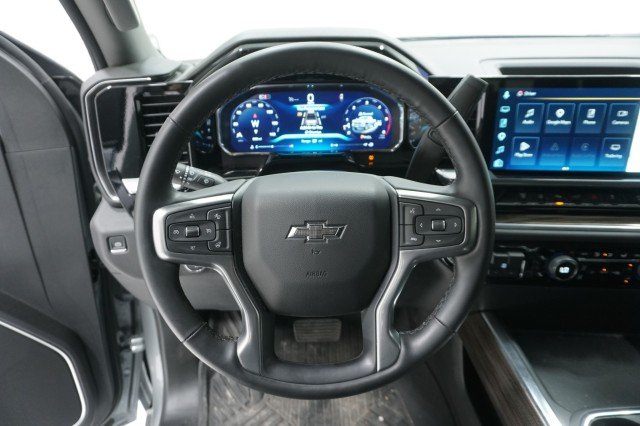 Used 2026 Sterling Gray Metallic Chevrolet LT image 25