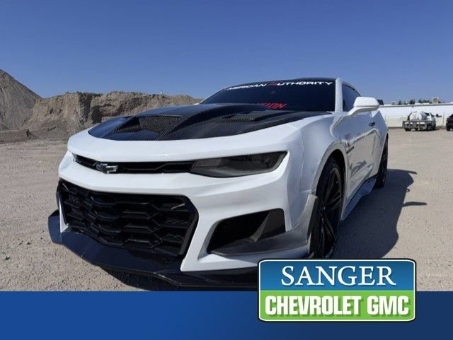 SUMMIT WHITE 2016 Chevrolet Camaro Coupe Rear-Wheel Drive