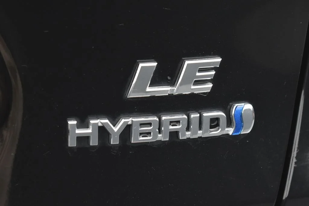 Used 2022 Black Toyota LE image 33