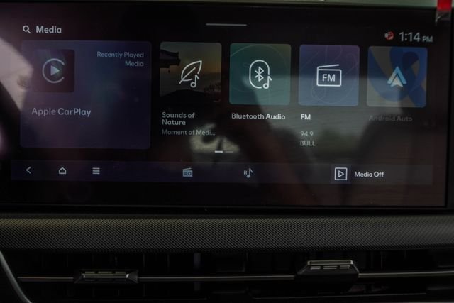 Certified Used 2025 White Hyundai SE image 25