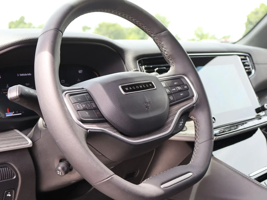 Used 2024 White Jeep Series II image 26