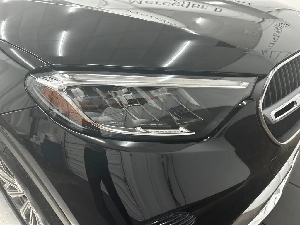 New 2026 Black Mercedes-Benz GLC 300 image 10
