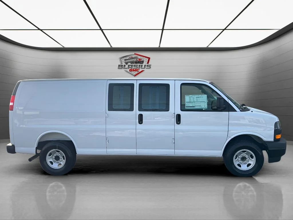 New 2026 Summit White GMC Work Van image 6