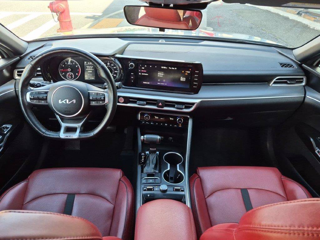 Certified Used 2024 Gray Kia GT-Line image 18