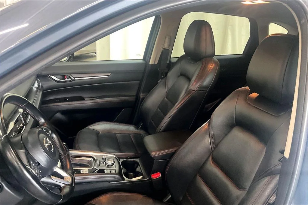 Used 2024 Gray Mazda 2.5 S Carbon Edition image 25