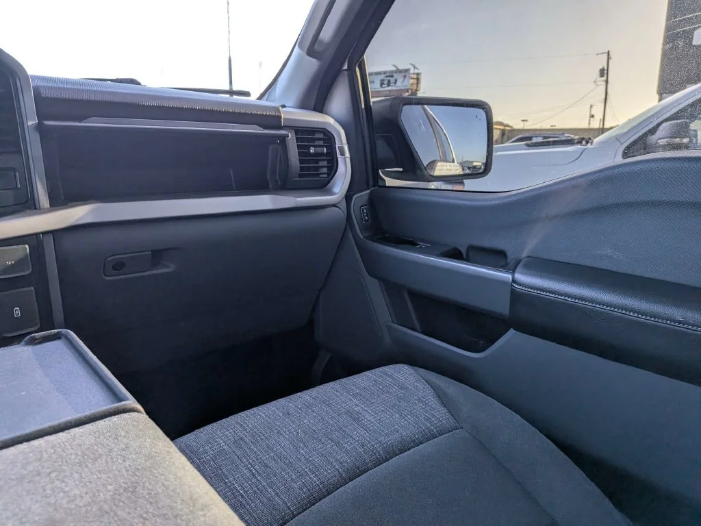 Certified Used 2023 Oxford White Ford XLT image 13