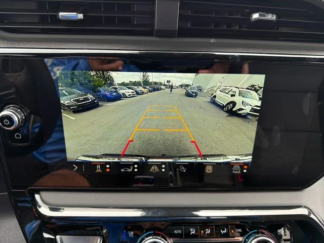 2026 GMC Sierra 1500 AT4X - Photo 13