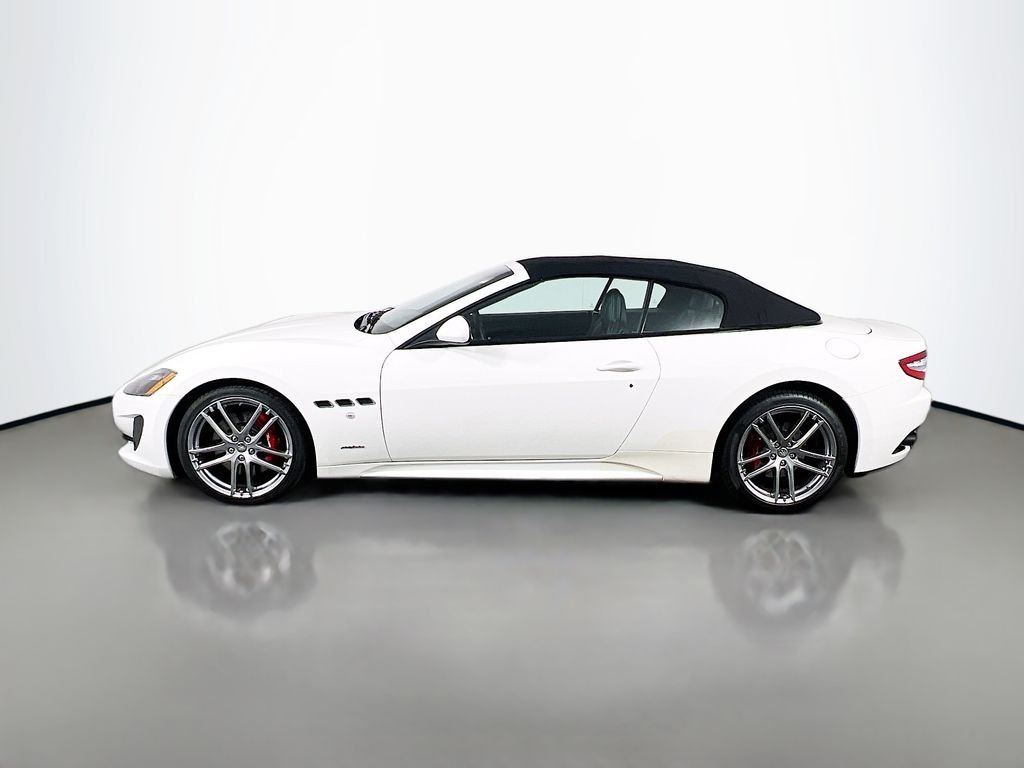 Used 2016 White Maserati Sport image 8