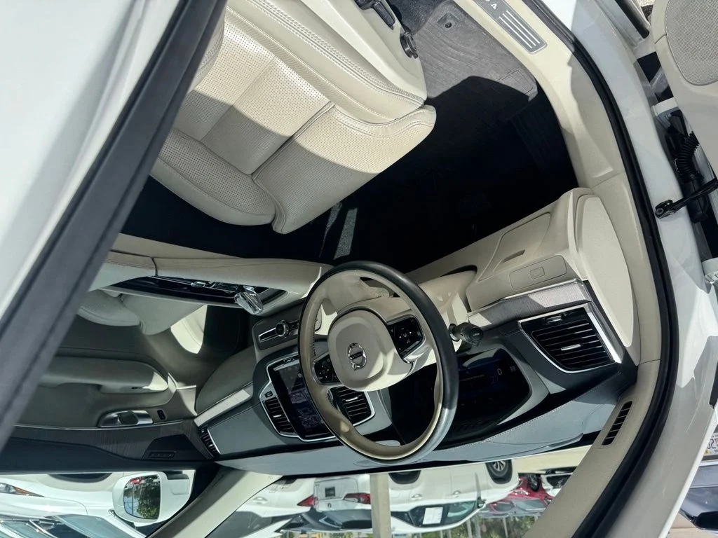 Used 2024 White Volvo Ultimate image 22