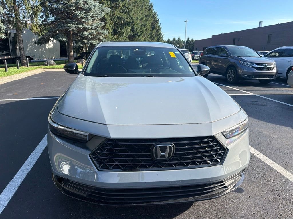 Certified Used 2023 Urban Gray Pearl Honda Sport-L image 5