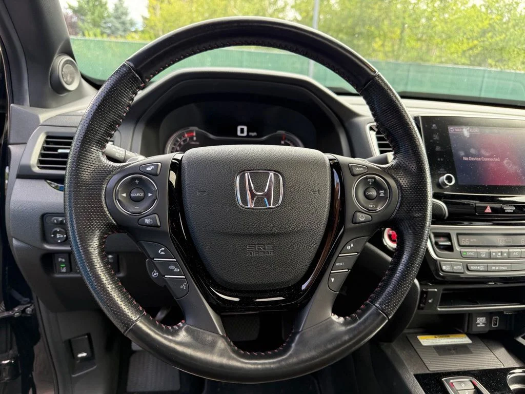 Used 2021 Crystal Black Pearl Honda Black Edition image 11