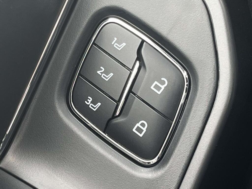 New 2026 Marsh Gray Ford Tremor image 32