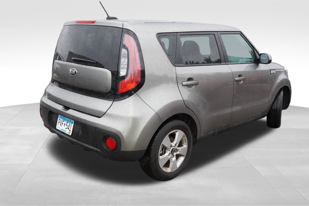 Used 2018 Titanium Gray Kia Base image 3
