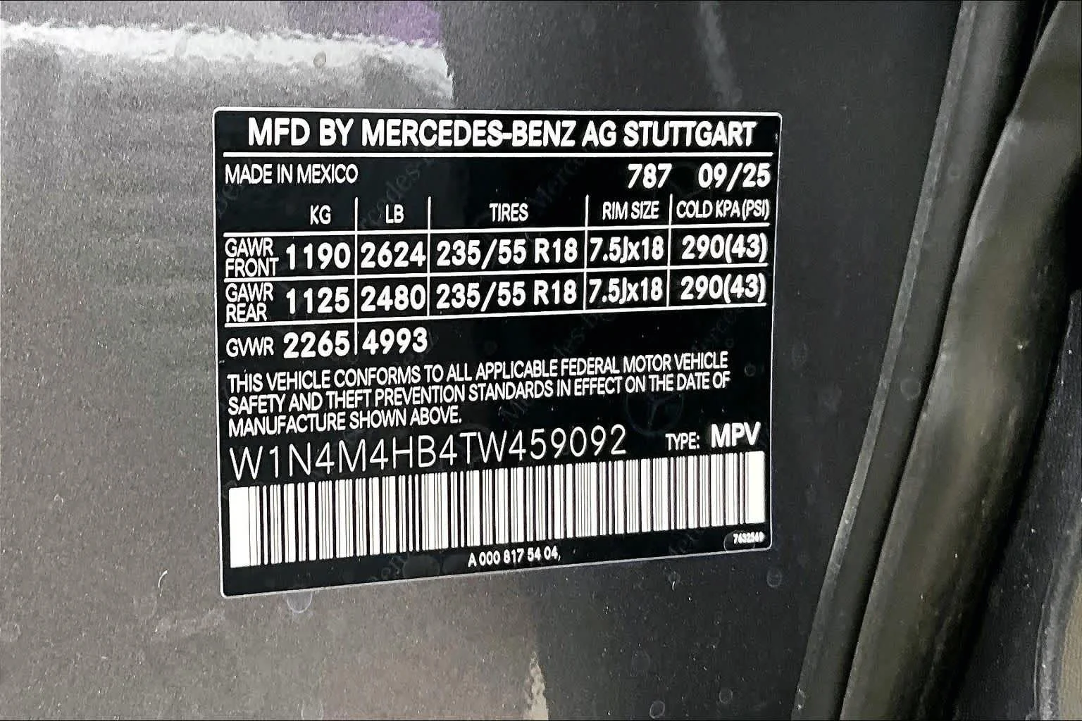 New 2026 Mountain Grey Metallic Mercedes-Benz GLB 250 image 13