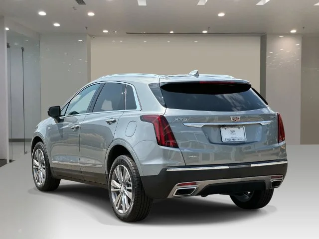Used 2025 Silver Cadillac Premium Luxury image 4
