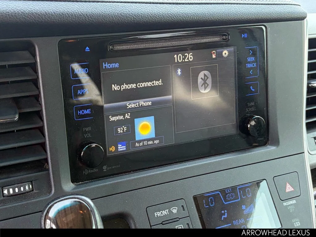 Used 2015 Gray Toyota XLE image 20
