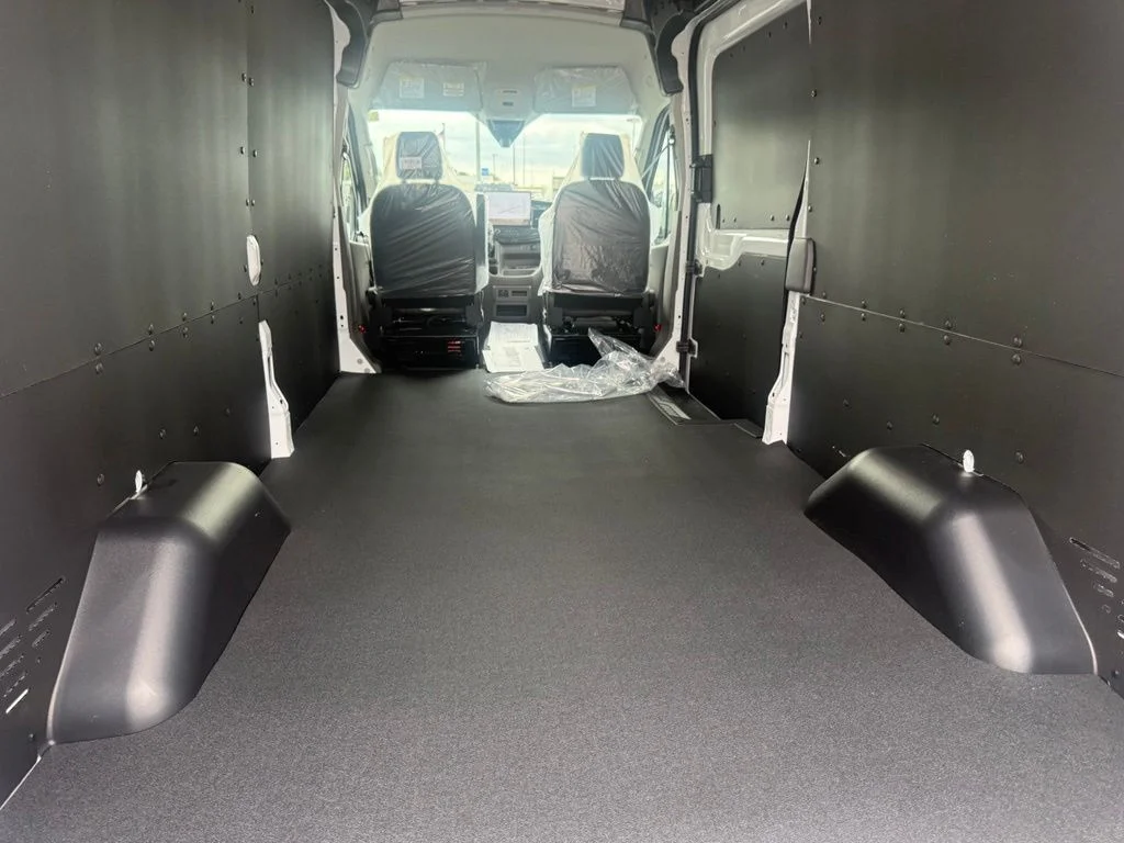 New 2026 Oxford White Ford Cargo Van image 43