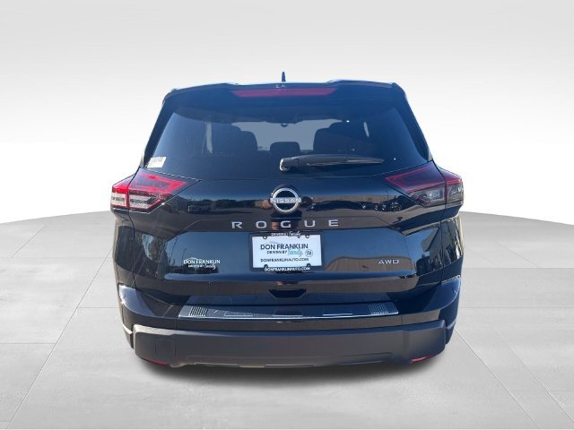 Used 2026 Black Nissan SV image 5