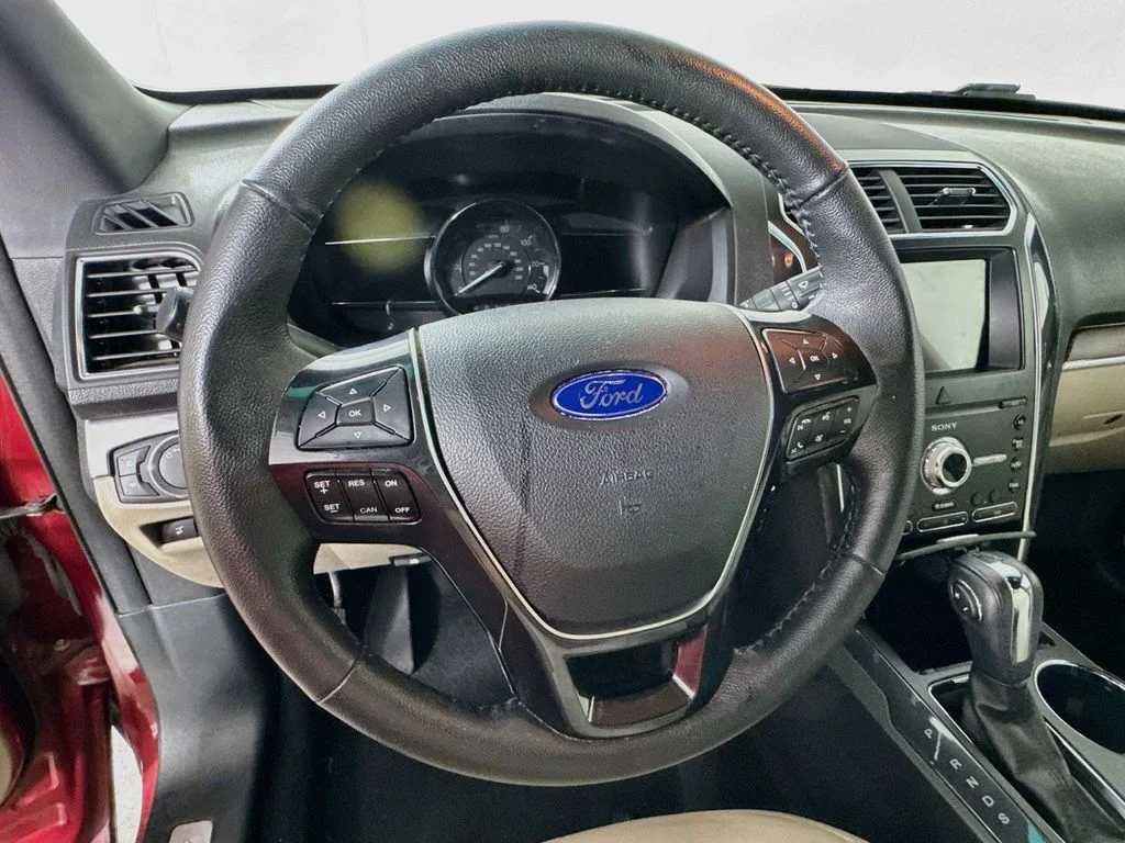 2019 Ford Explorer Limited - Photo 11