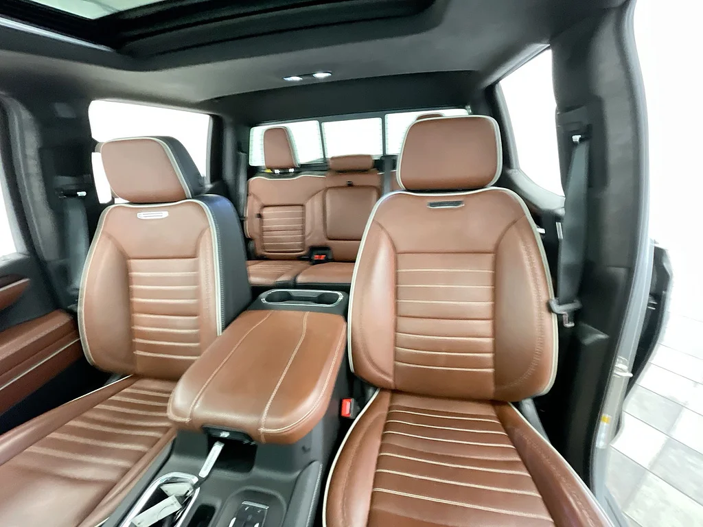 Used 2025 Sterling Metallic GMC Denali Ultimate image 21