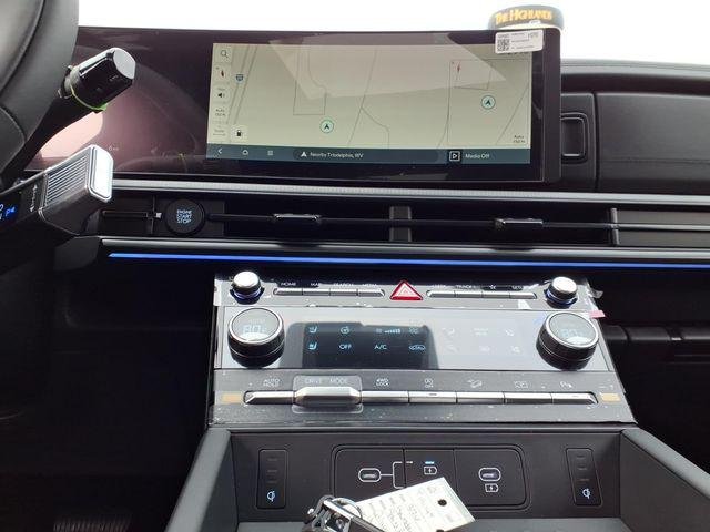 New 2026 Hampton Gray Hyundai Calligraphy AWD image 8