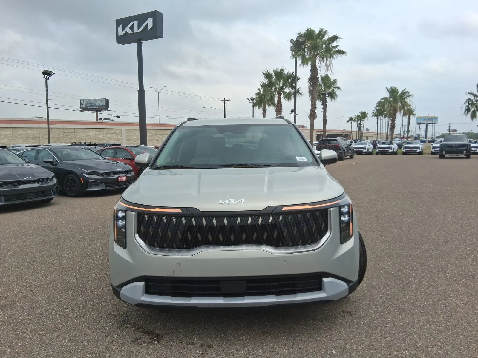 New 2026 White Kia EX image 2