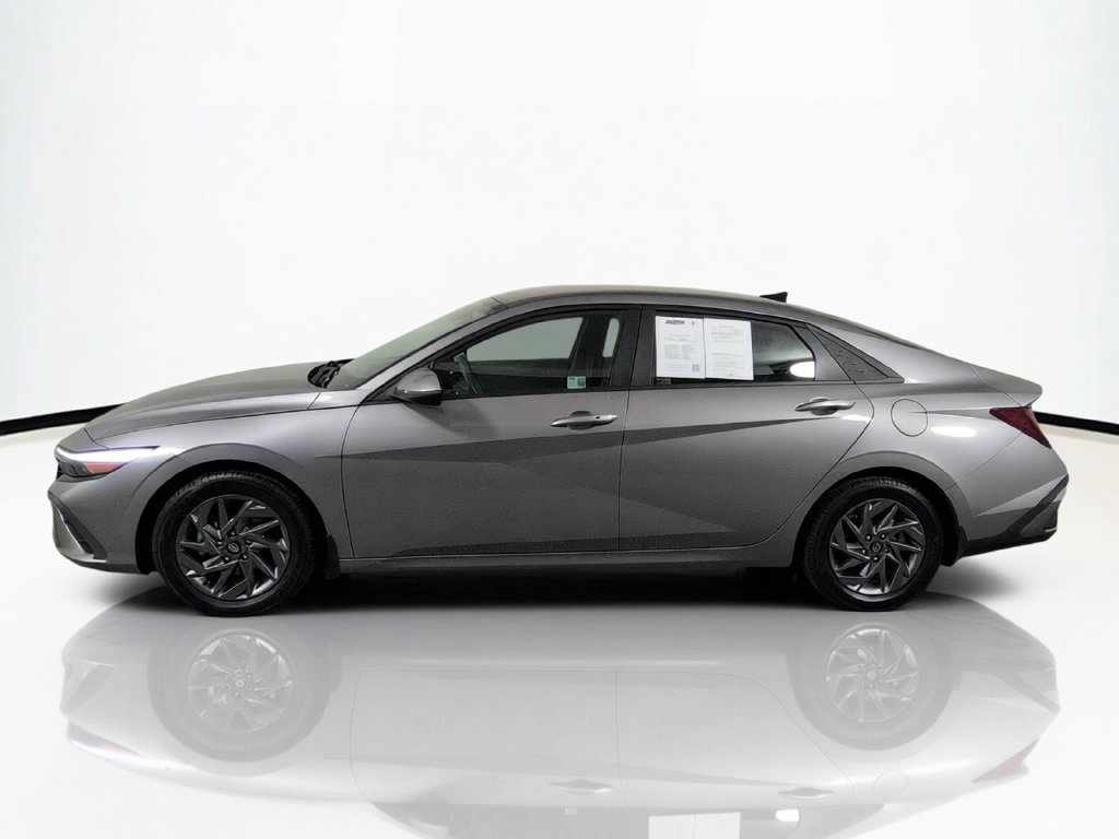 2024 Hyundai Elantra SEL - Photo 10