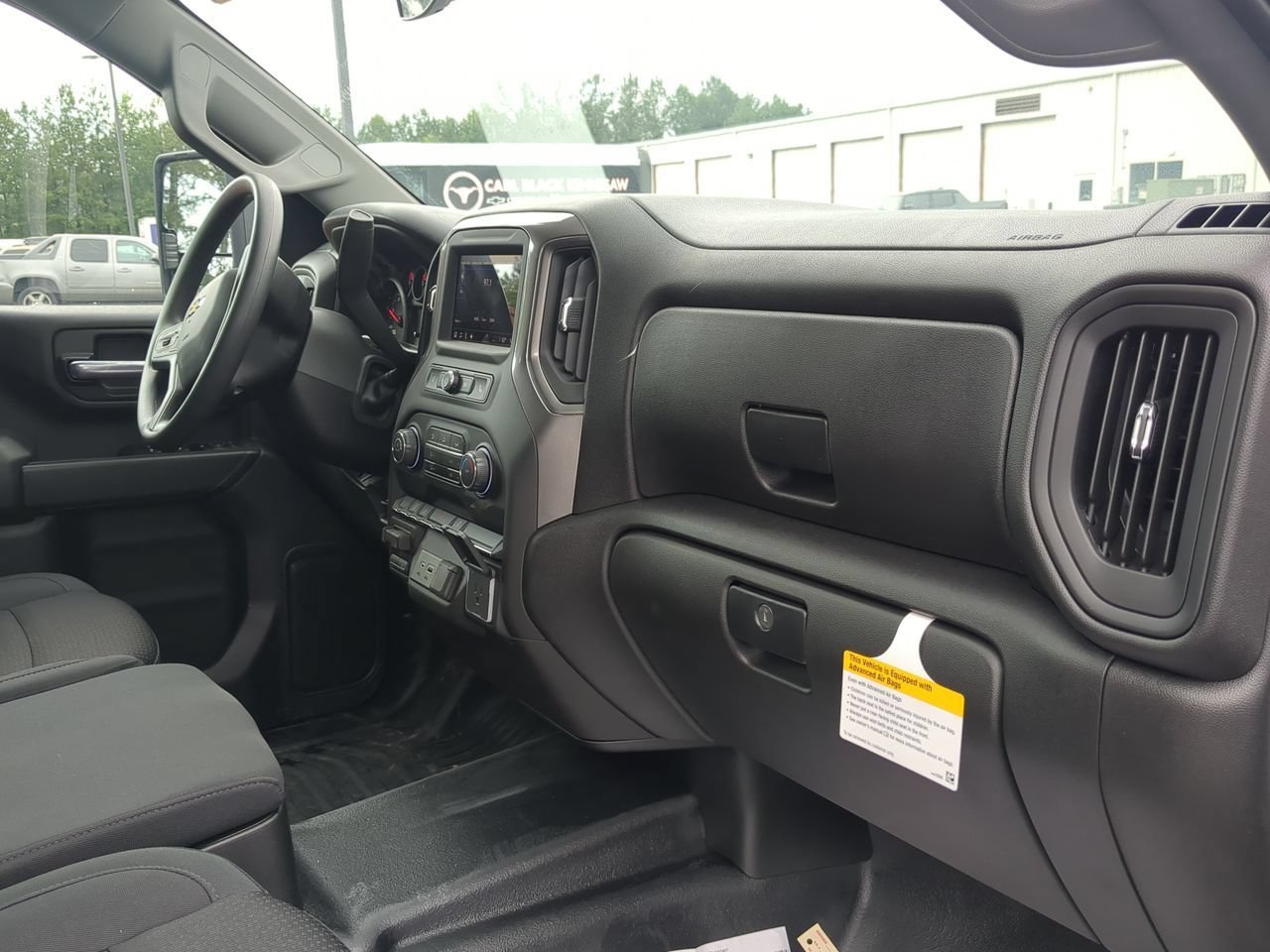 New 2025 Summit White Chevrolet Work Truck image 27