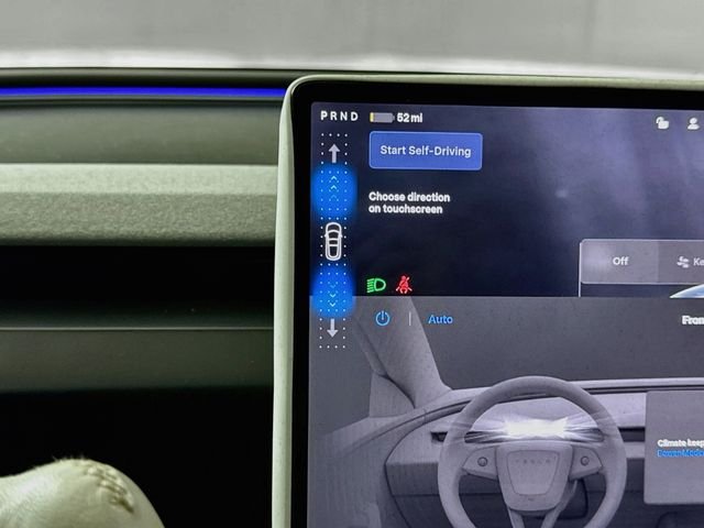 Used 2025  Tesla Long Range image 17