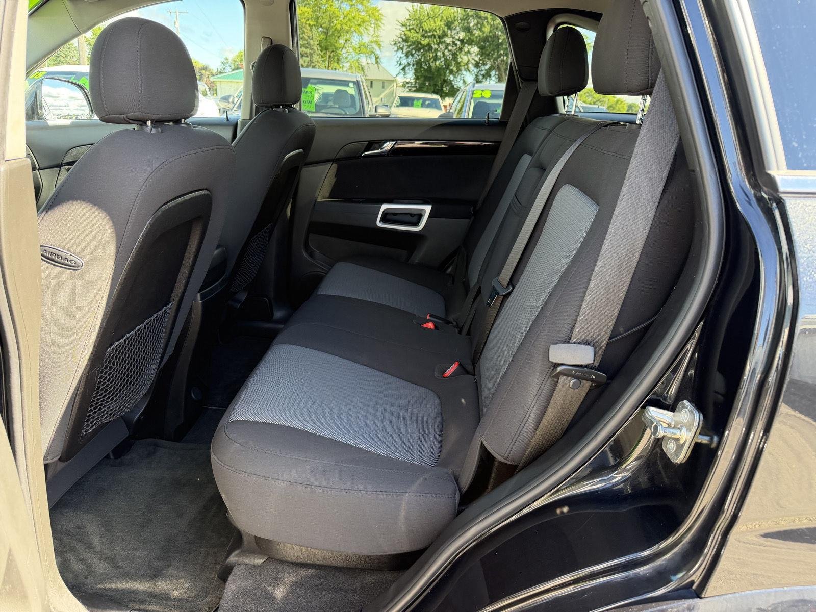 Used 2014 Black Granite Metallic Chevrolet LT image 21