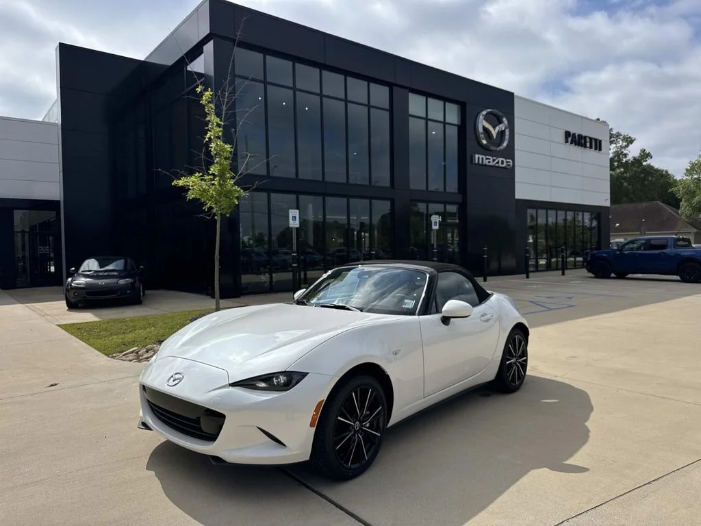 2026 Mazda MX-5 Miata Grand Touring Auto's photo