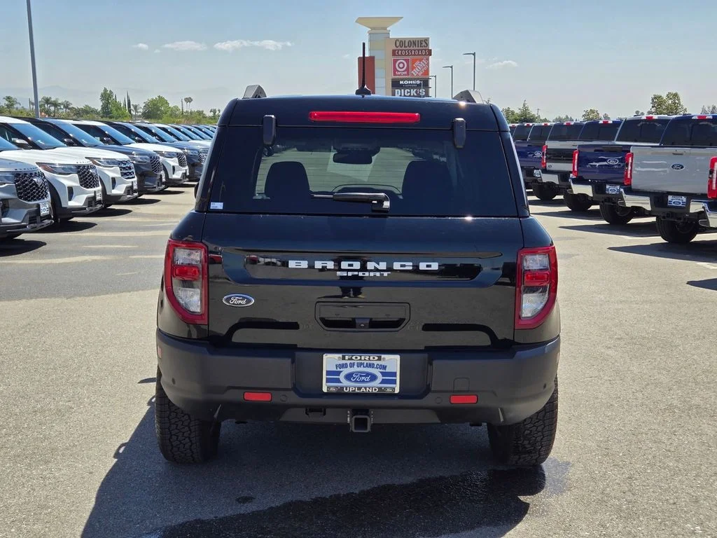 Used 2024 Shadow Black Ford Badlands image 5