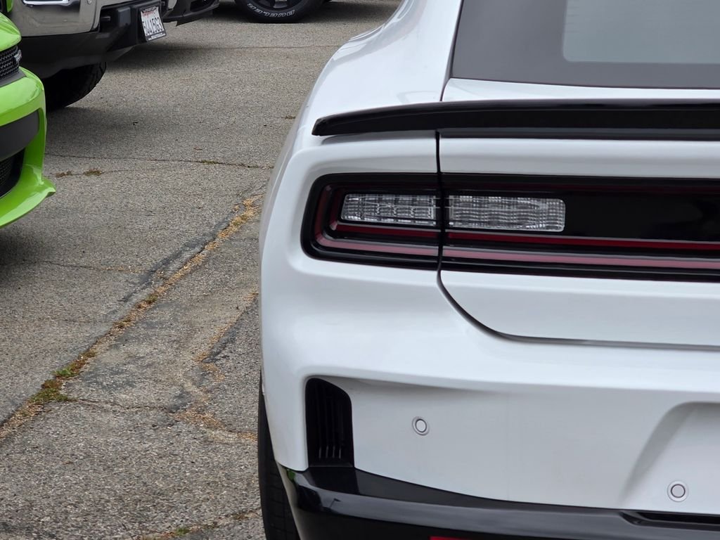 New 2026 White Knuckle Exterior Paint Dodge R/T image 6