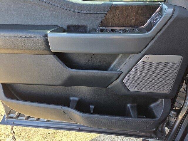 Used 2022 Carbonized Gray Metallic Ford LARIAT image 22
