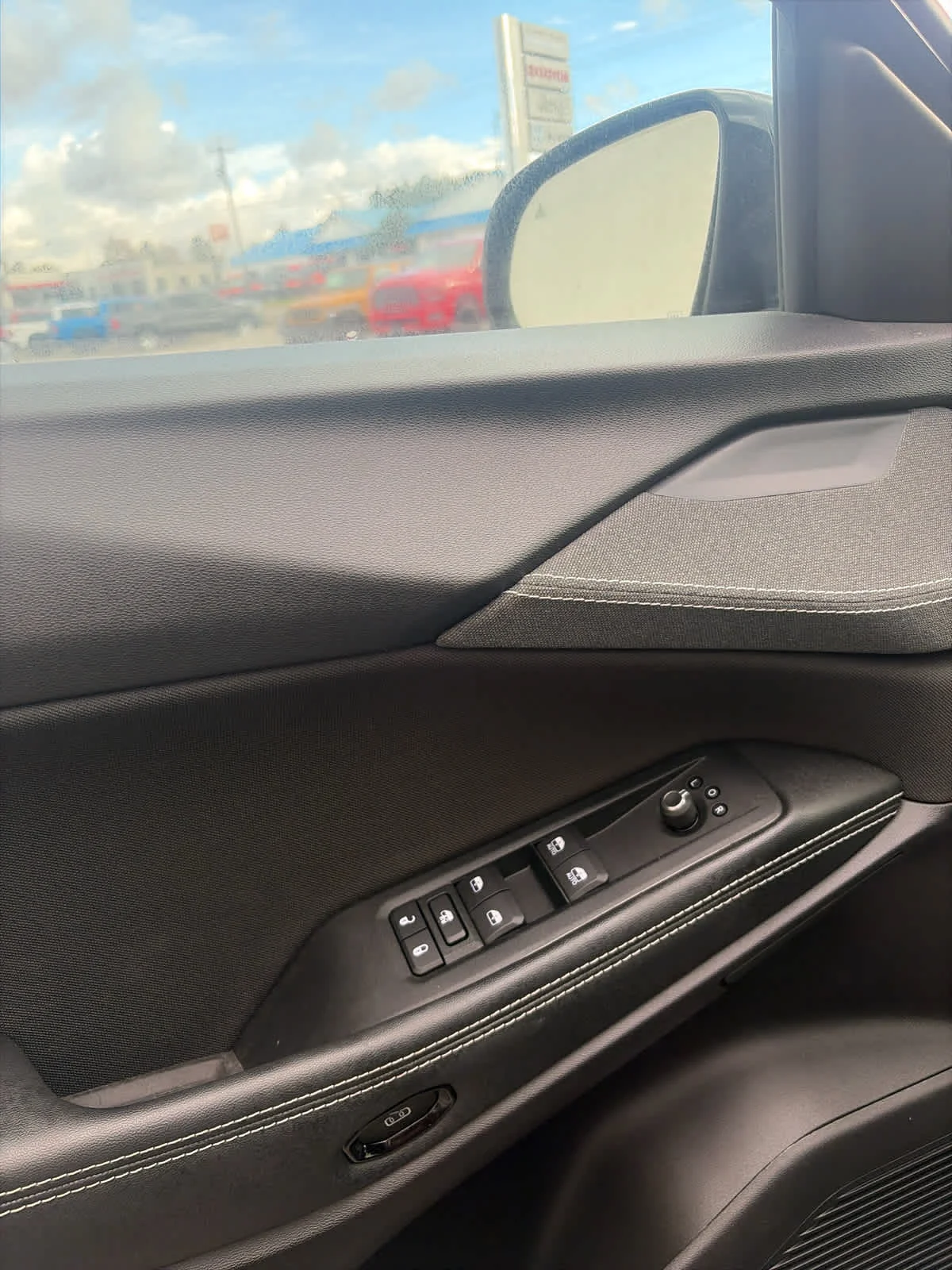 2026 Jeep Cherokee Laredo - Photo 6