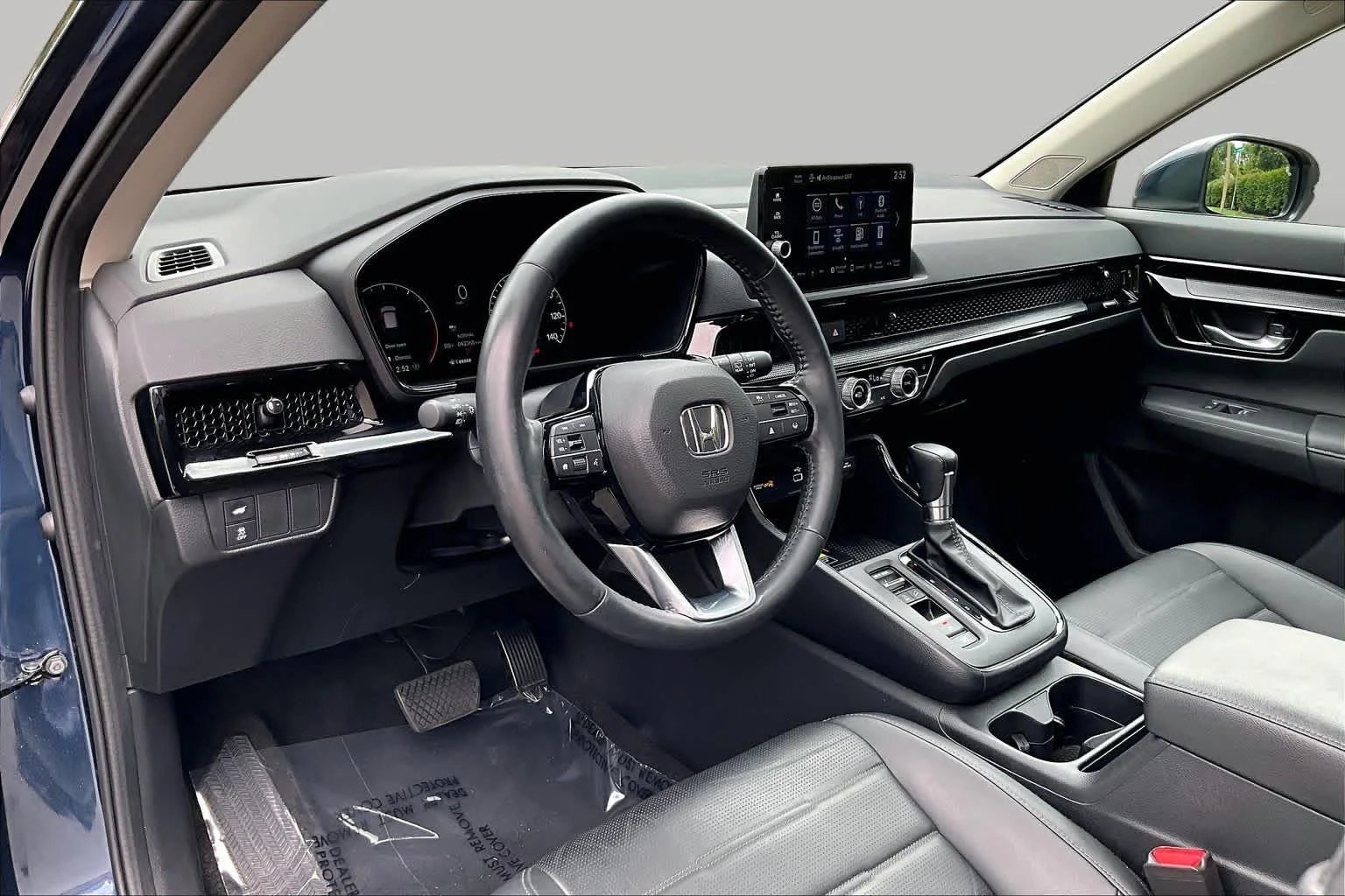 Used 2024 Canyon River Blue Metallic Honda EX-L image 18
