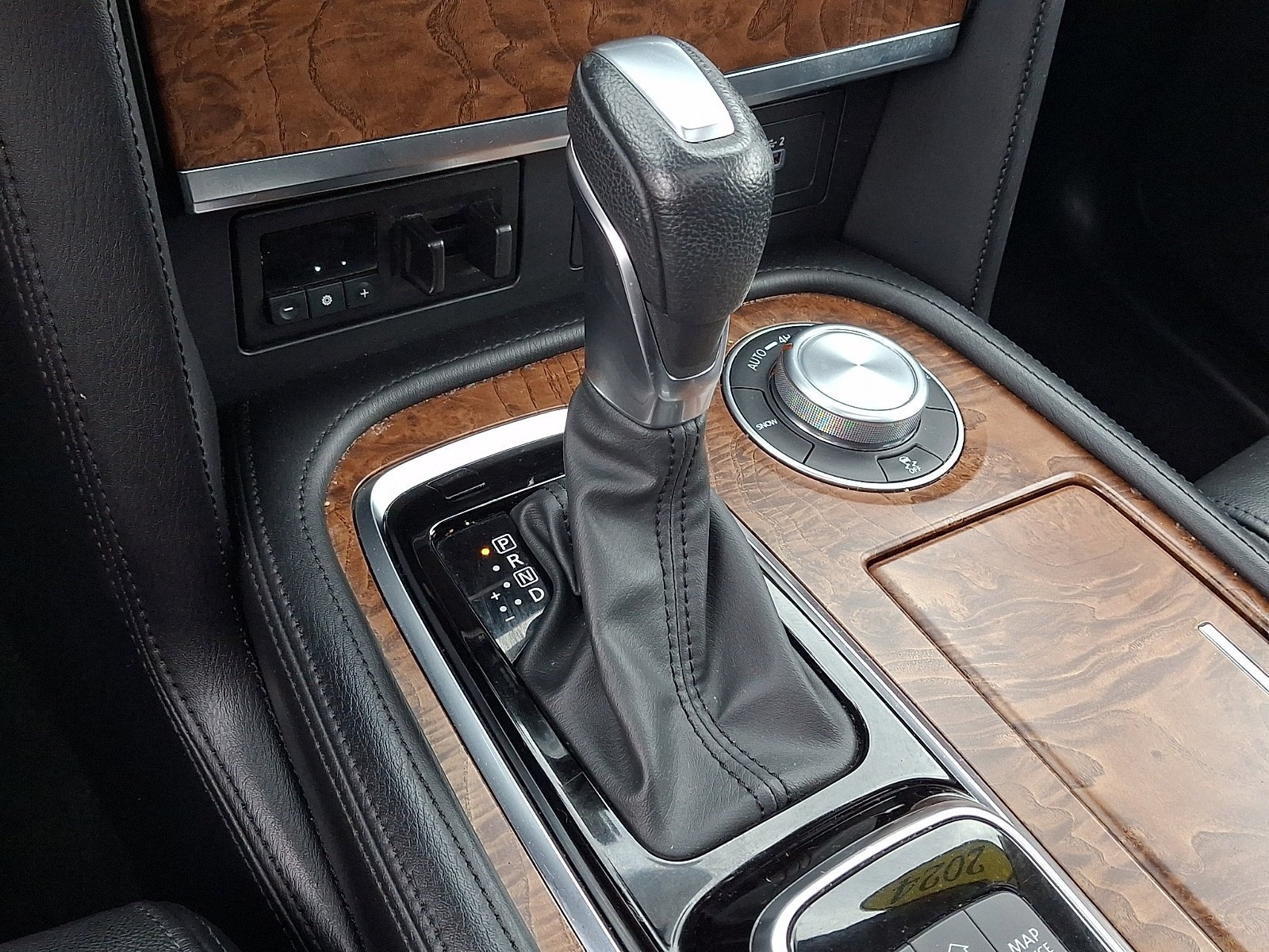 Used 2024 Gun Metallic Nissan SL image 17