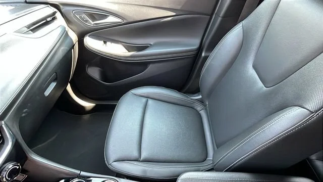 2024 Buick Encore GX Sport Touring - Photo 12