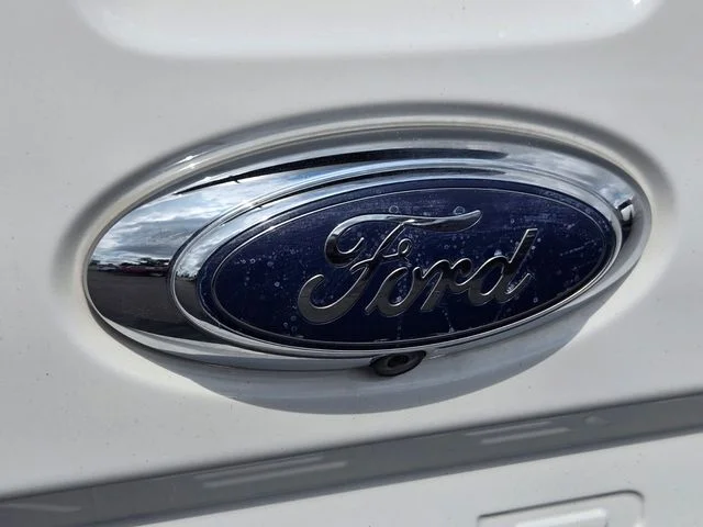 Used 2022 White Ford XL image 16