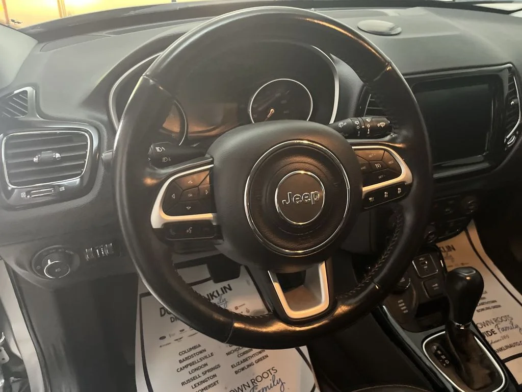 Used 2021 Silver Jeep Limited image 18