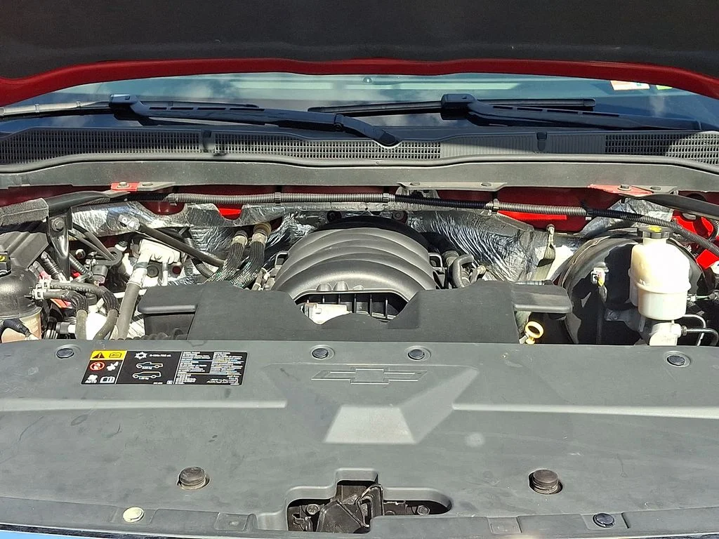 Used 2014 Red Chevrolet LT image 25