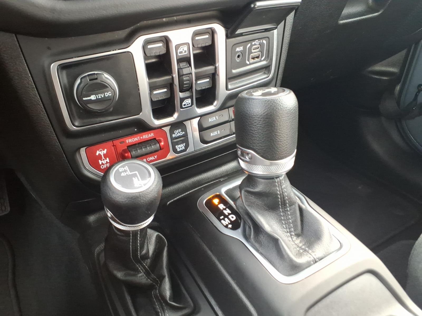 Certified Used 2025 Gray Jeep Rubicon image 27