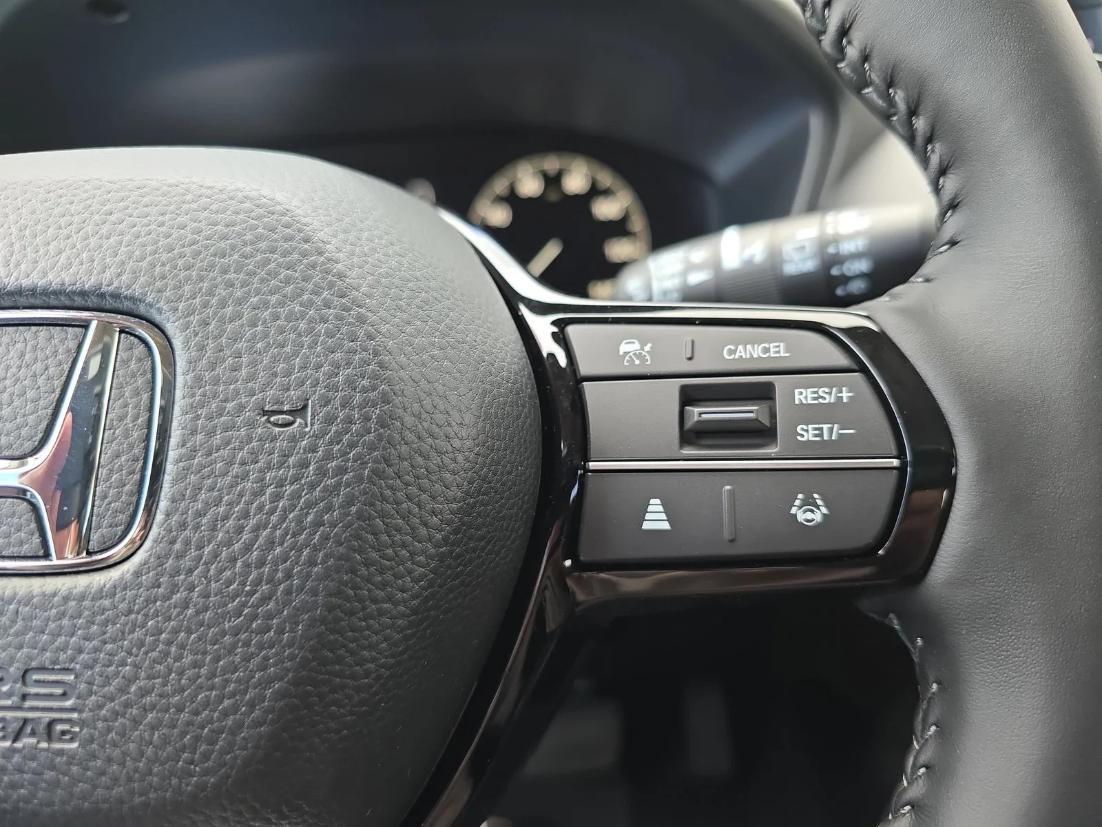 New 2027 Urban Gray Pearl Honda EX-L image 17