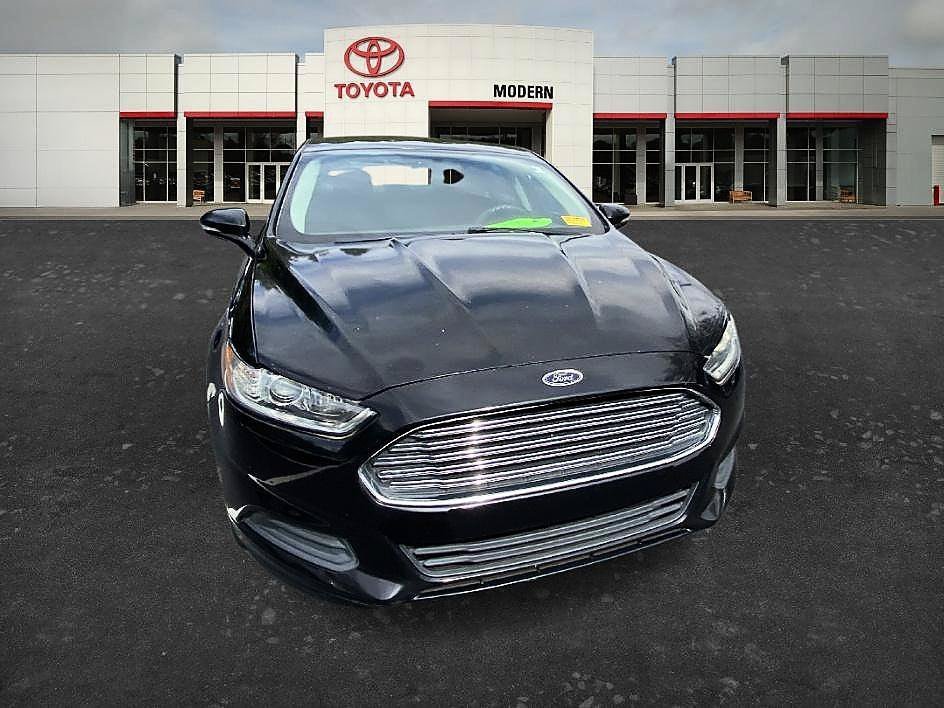 Used 2016 Shadow Black Ford SE image 20