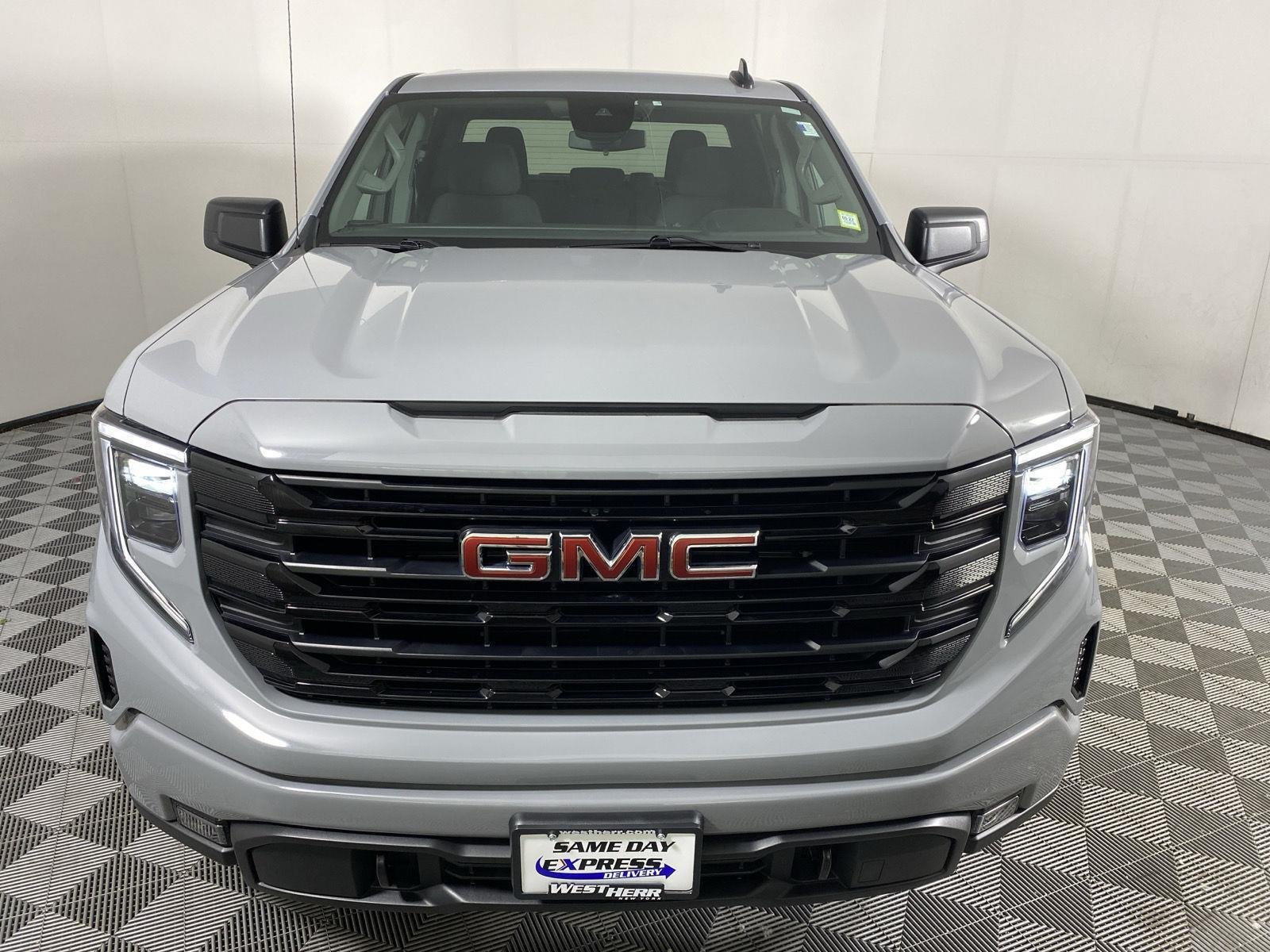 Used 2024 Gray GMC Elevation image 9