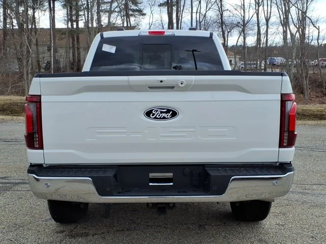New 2026 Star White Metallic Tri-Coat Ford Lariat image 25