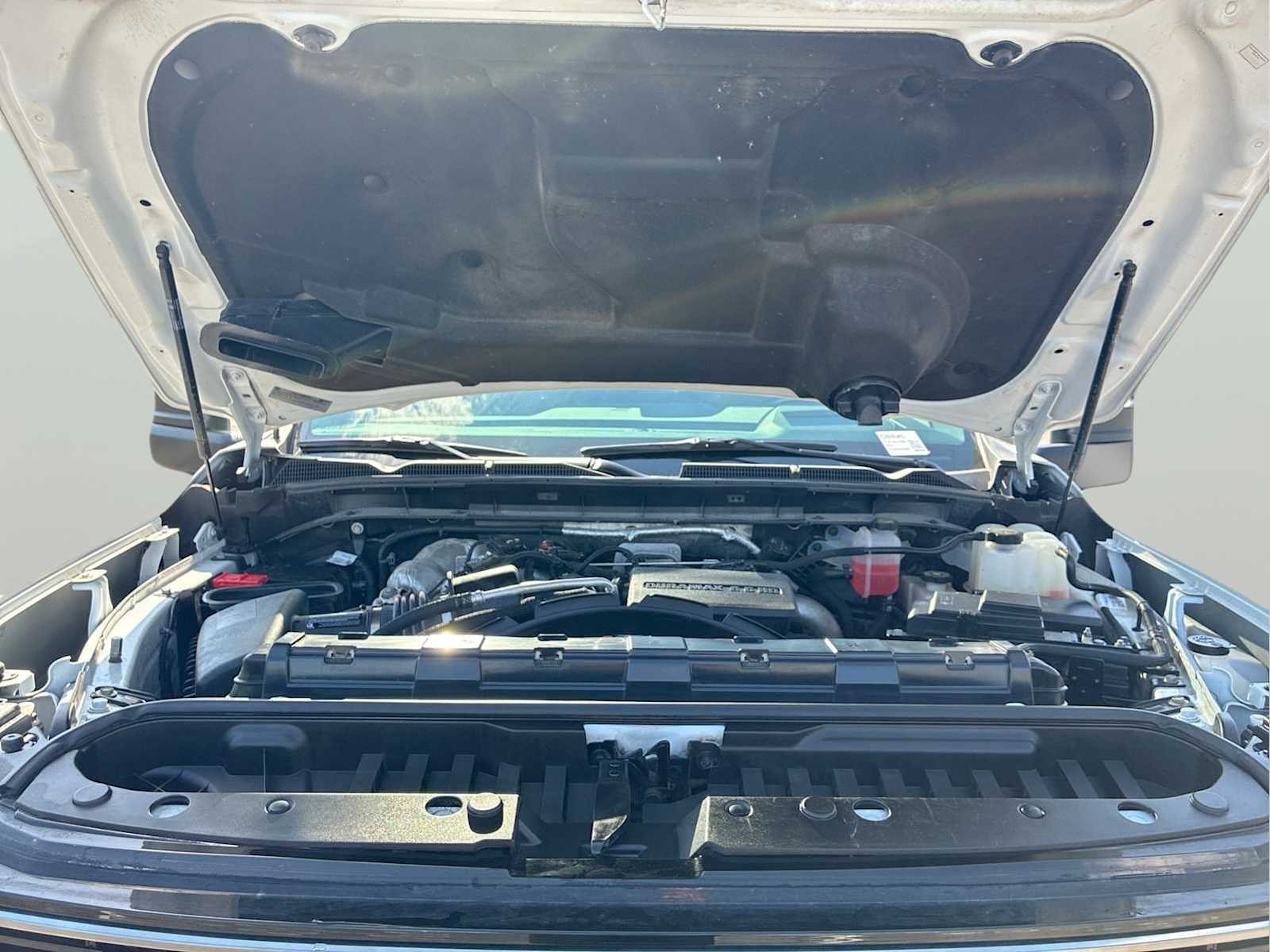 Certified Used 2024 Summit White GMC AT4 image 31