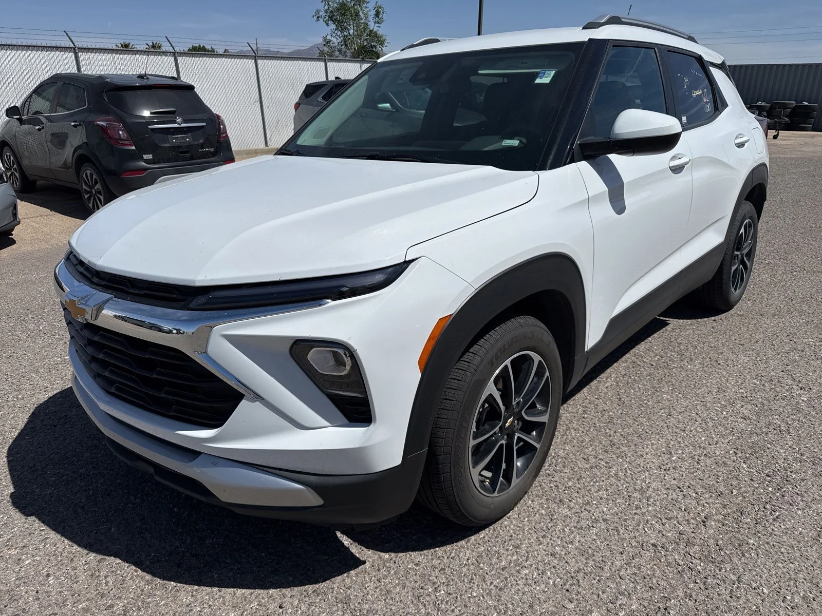 2025 Chevrolet Trailblazer LT's photo